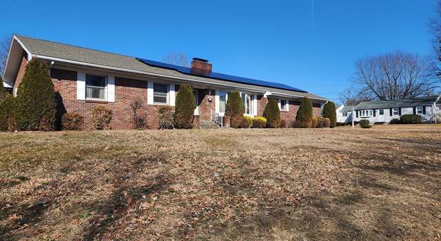 Photo of 590 Plumtree Rd, Springfield, MA 01118