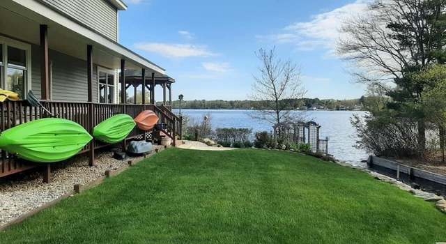 Photo of 15 Grove Point Rd, Wales, MA 01081