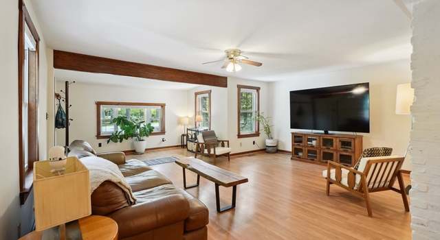 Photo of 255 Riverneck Rd, Chelmsford, MA 01824
