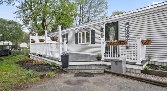 Photo of 18 Maple St #22, Pepperell, MA 01463