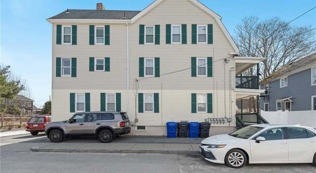Photo of 15 Thompson St, Warren, RI 02885