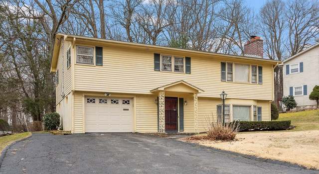 Photo of 11 Mercury Dr, Worcester, MA 01605