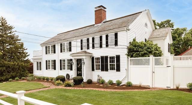Photo of 11 Water St, Duxbury, MA 02332
