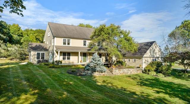 Photo of 29 River Rd, Topsfield, MA 01983
