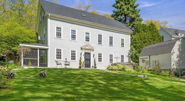 Photo of 37 Walnut St, Gloucester, MA 01930