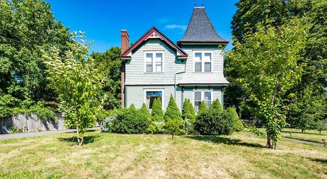 Photo of 640 Gardners Neck Rd, Swansea, MA 02777
