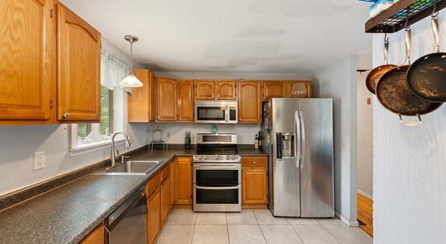 Photo of 140 W Mountain St, Worcester, MA 01606