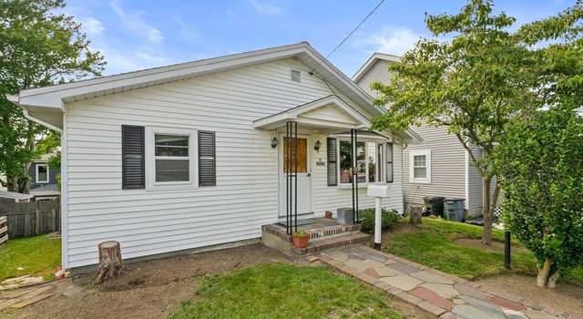 Photo of 37 Meadow St, Quincy, MA 02171