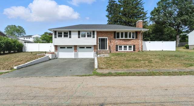 Photo of 66 Robinwood Rd, Norwood, MA 02062