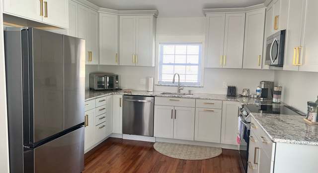 Photo of 81 Stuart St, Gardner, MA 01440