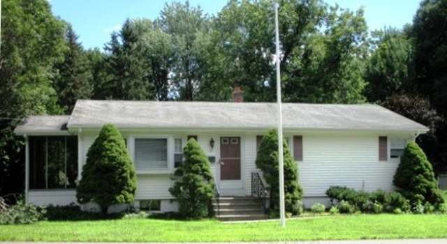 Photo of 17 Venus Dr, Worcester, MA 01605