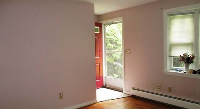 Photo of 17 Venus Dr, Worcester, MA 01605