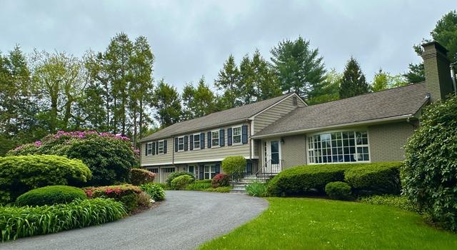 Photo of 7 Todd Rd, Lexington, MA 02420