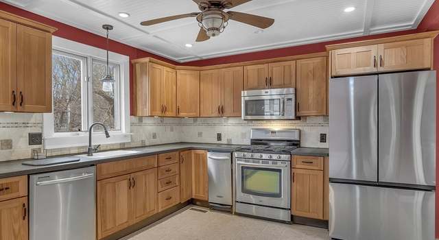 Photo of 141 Forest Ave, Hudson, MA 01749