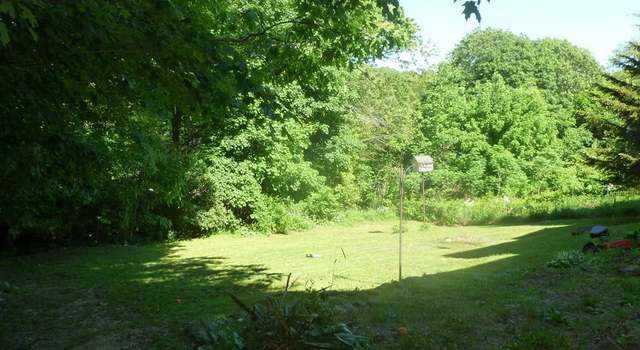 Photo of 113 Ash St, Gardner, MA 01440