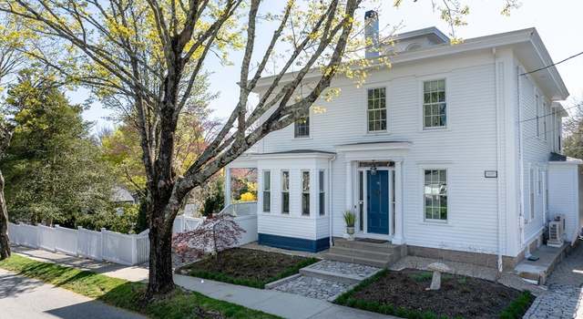 Photo of 35 North St, Mattapoisett, MA 02739
