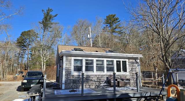 Photo of 9 East Lakeside Ave, Dartmouth, MA 02747