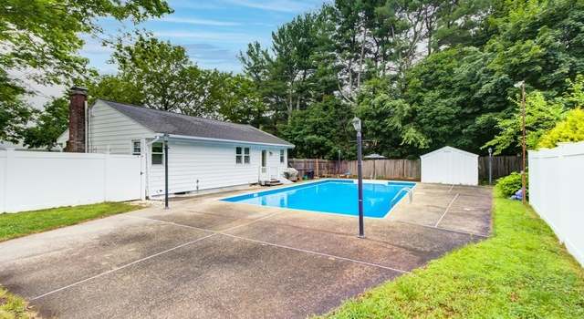 Photo of 5 Pal Dr, Shrewsbury, MA 01545
