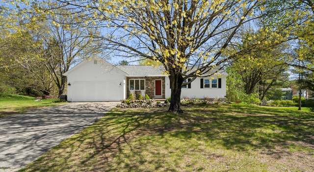 Photo of 7 Turnbuckle Ln, Tyngsborough, MA 01879