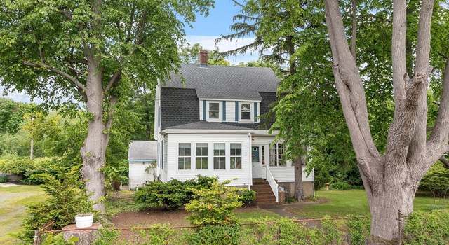 Photo of 78 Flash Rd, Nahant, MA 01908