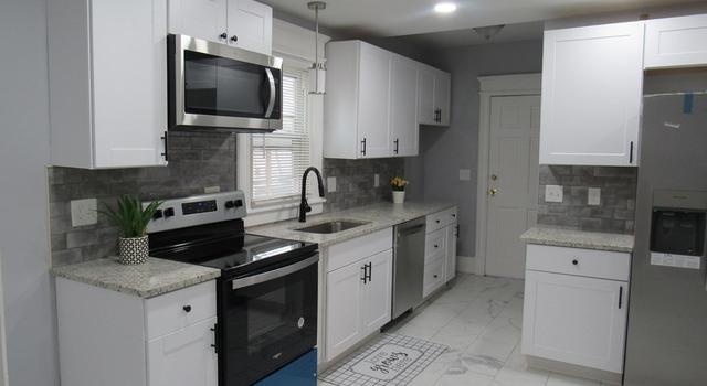 Photo of 138 Bloomfield St, Springfield, MA 01108