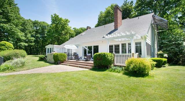 Photo of 20 Bay Path Dr, Boylston, MA 01505