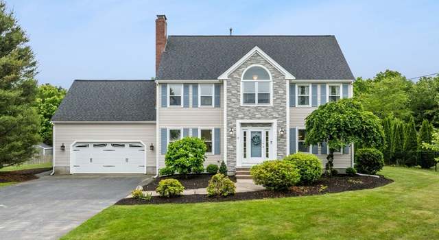 Photo of 12 Waterbury Ln, Easton, MA 02356