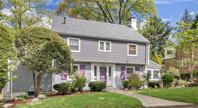 Photo of 11 Stony Brae Rd, Newton, MA 02461