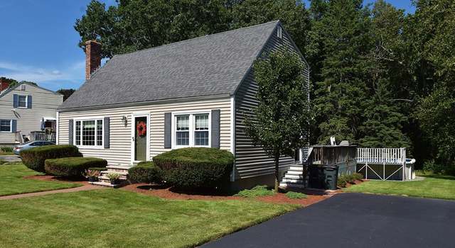 Photo of 10 Briscoe St, Woburn, MA 01801