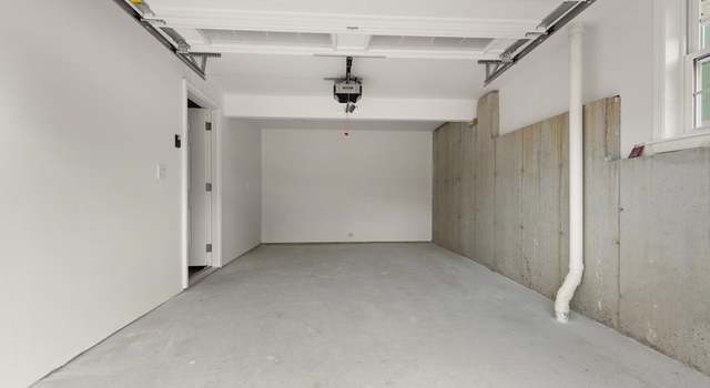Photo of 140 Brooks St, Worcester, MA 01606