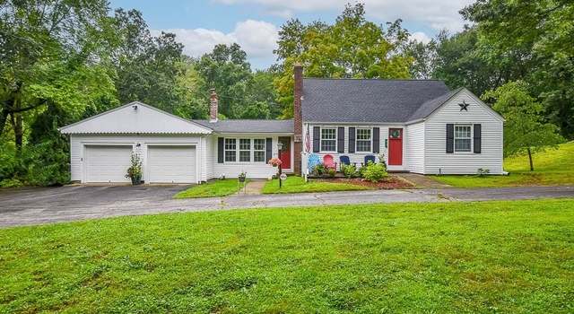 Photo of 90 Cider Mill Rd, North Smithfield, RI 02896