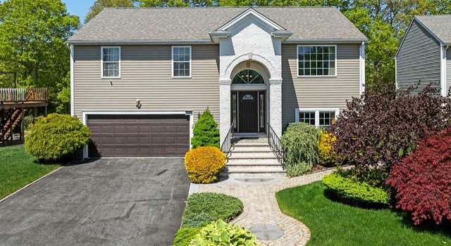 Photo of 1072 Laurel St, Fall River, MA 02721