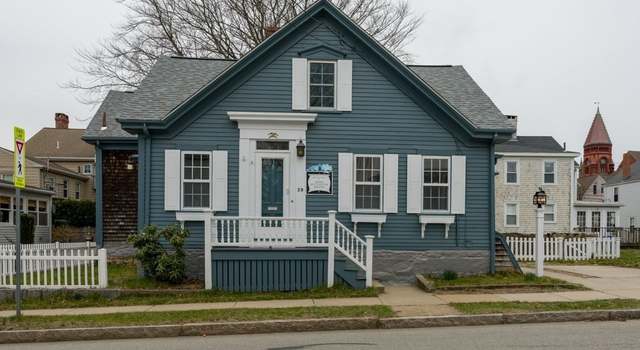 Photo of 39 Middle St, Fairhaven, MA 02719