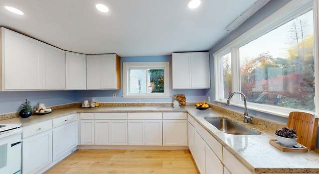 Photo of 133 Ashburnham St, Fitchburg, MA 01420
