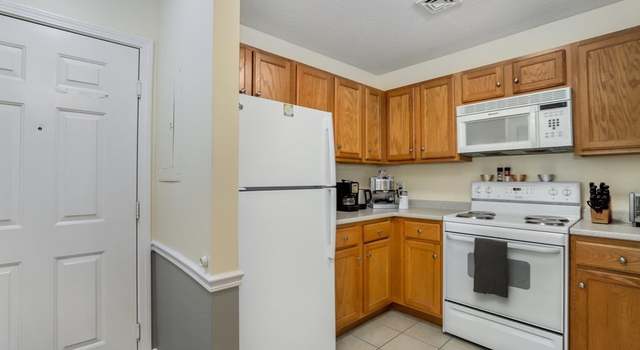 Photo of 68 Temple St #105, Whitman, MA 02382