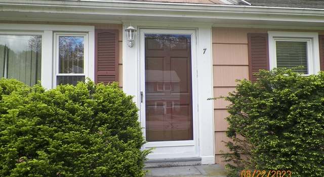 Photo of 7 Maple Ln, Millbury, MA 01527