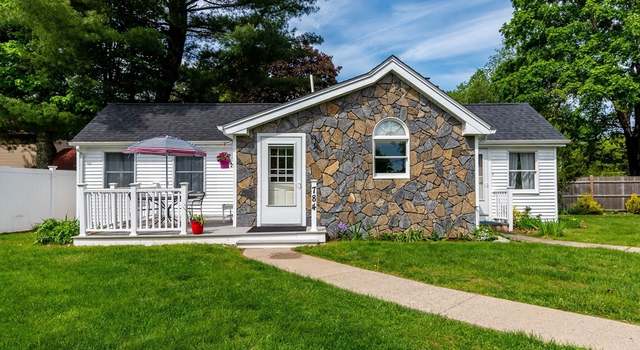 Photo of 784 West St #784, Walpole, MA 02081