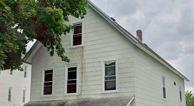 Photo of 10 Hollywood St, Worcester, MA 01610