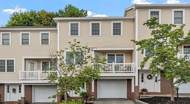 Photo of 15 Currier St #2, Amesbury, MA 01913
