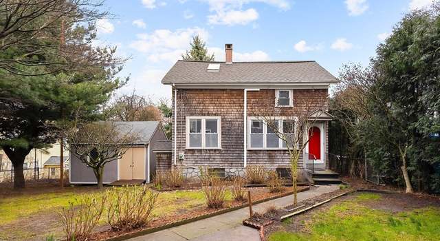 Photo of 572 William St, Fall River, MA 02721
