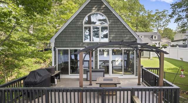 Property at 34 Lake Shore Dr S, Westford, MA 01886, 3 beds, 2 baths