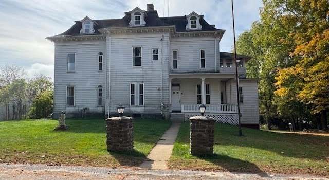 Photo of 27 Mount Pleasant St, North Brookfield, MA 01535