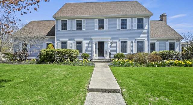 Photo of 4 Carisbrooke Rd, Milton, MA 02186