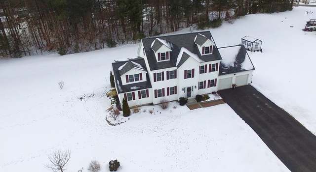 Photo of 3 Harbor Trace Rd, Townsend, MA 01469