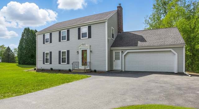 Photo of 118 Oakham Rd, North Brookfield, MA 01535