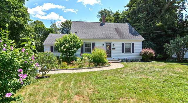 Photo of 26 Bancroft Rd, Holden, MA 01520