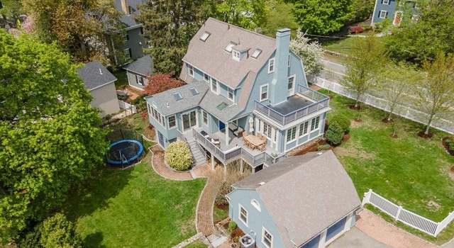 Photo of 9 Oakland St, Wellesley, MA 02481