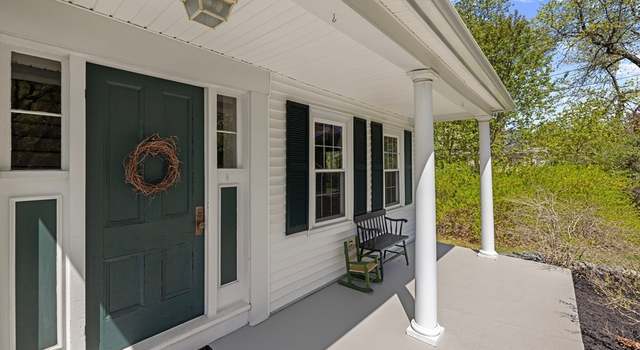Photo of 17 Lancaster Rd, Shirley, MA 01464