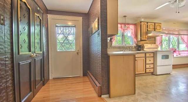 Photo of 305 Jackson St, Methuen, MA 01844