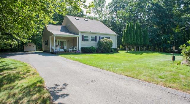 Photo of 16 Autumn Rd, Medway, MA 02053